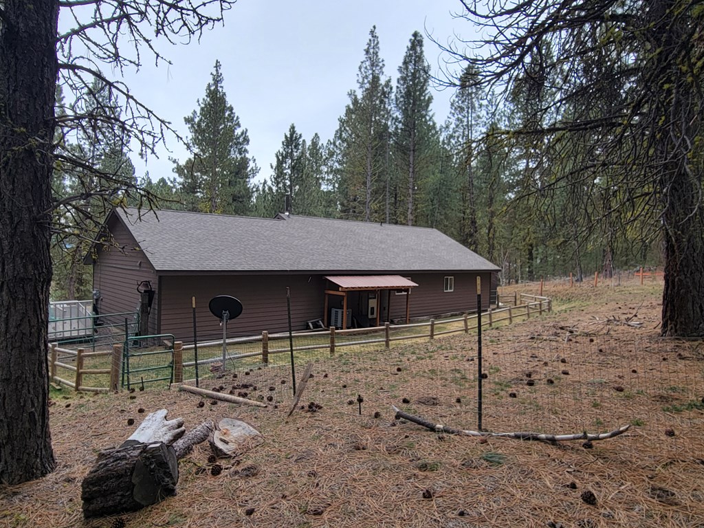 160 Pine Valley Drive Cascade, ID 83611 - Photo 25 of 43 Fenced area for your kids or pets