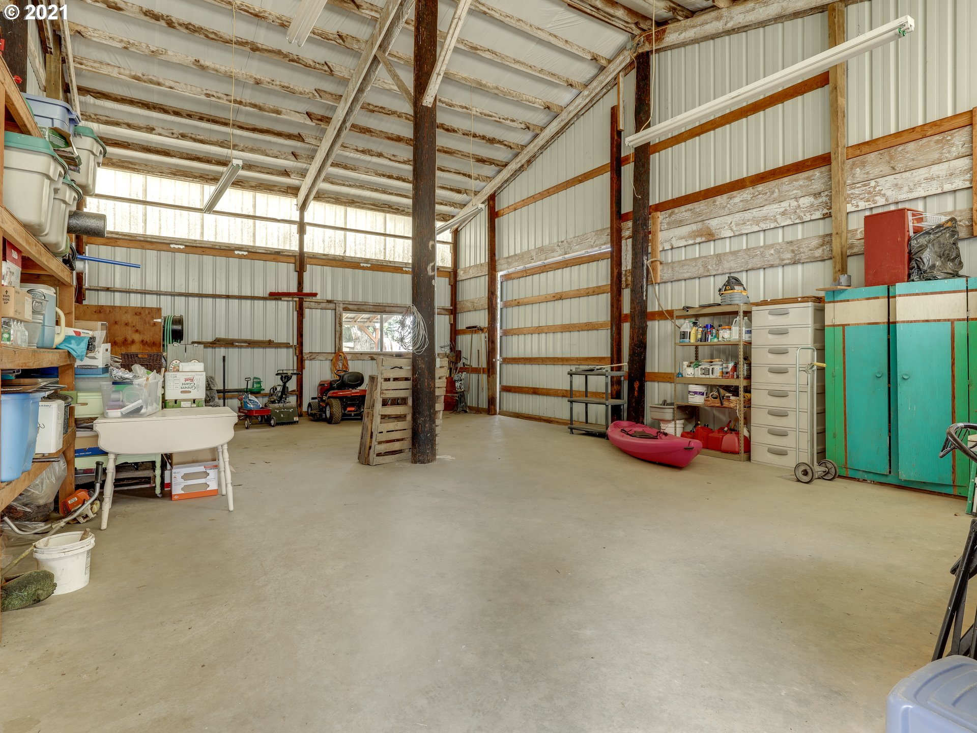 44644 Southeast Coalman Road Sandy, OR 97055 - Photo 25 of 31 a view of a garage with furniture
