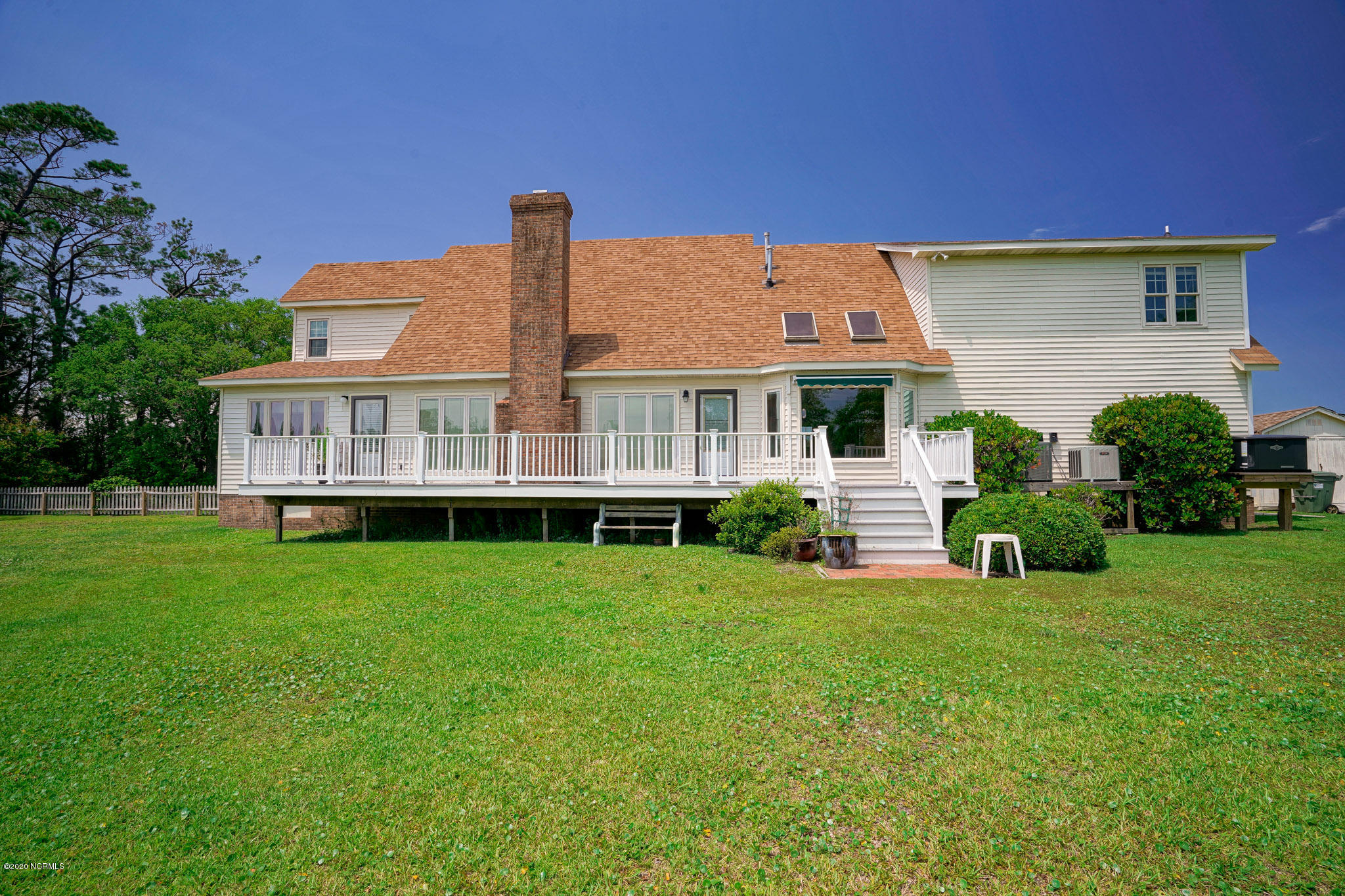 218 Lewis Road Beaufort, NC 28516 - Photo 4 of 39 _NFP0205