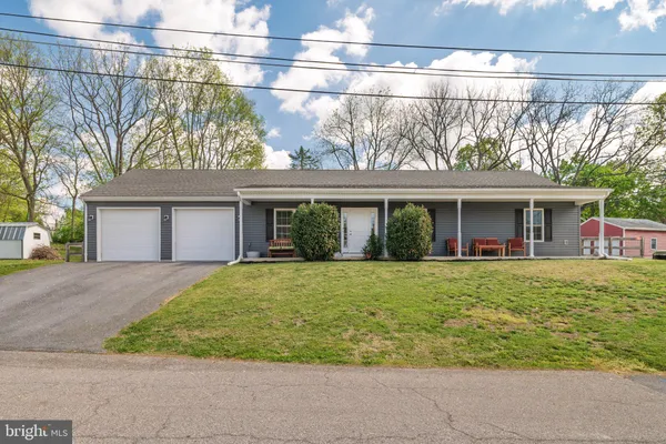 $369,900 | 105 North Potomac Street, Sharpsburg, MD 21782