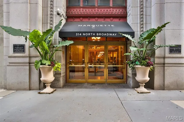 $154,900 | 314 North Broadway, Unit 905, St. Louis, MO 63102