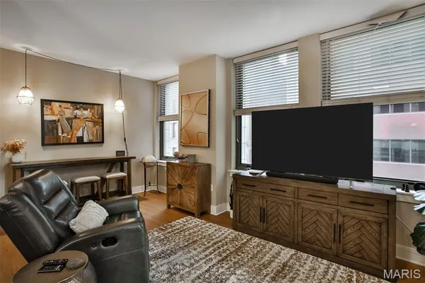 $145,500 | 314 North Broadway, Unit 905, St. Louis, MO 63102
