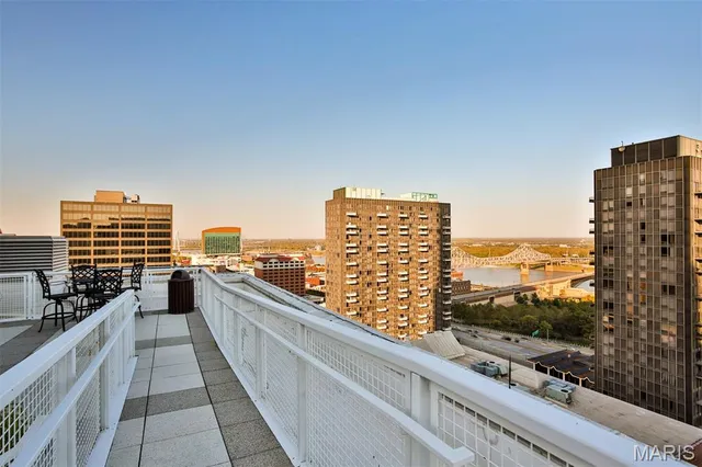 $154,900 | 314 North Broadway, Unit 905, St. Louis, MO 63102