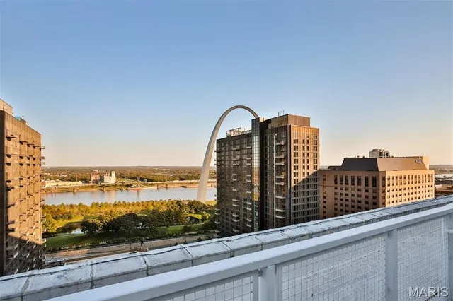 $154,900 | 314 North Broadway, Unit 905, St. Louis, MO 63102