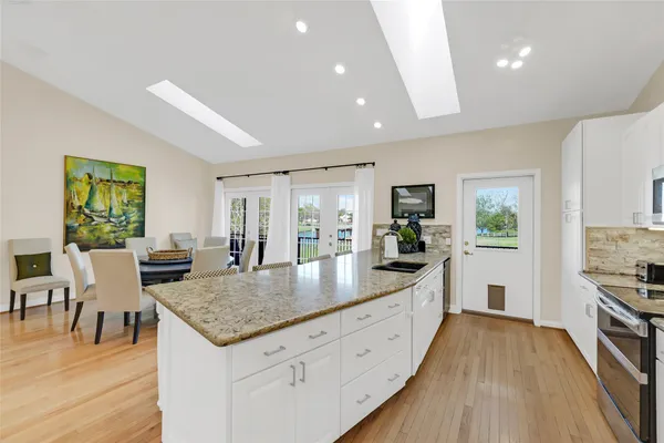 $1,995,000 | 367 Fawn Road, Livingston, TX 77351