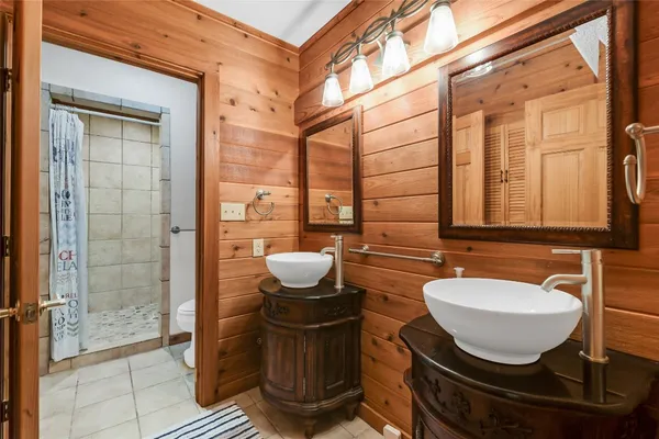 $1,995,000 | 367 Fawn Road, Livingston, TX 77351