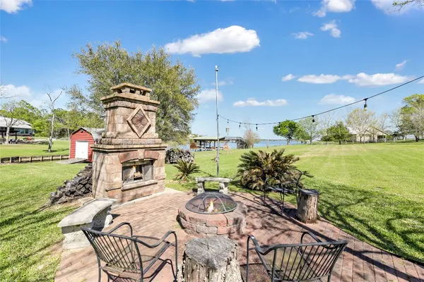 $1,995,000 | 367 Fawn Road, Livingston, TX 77351