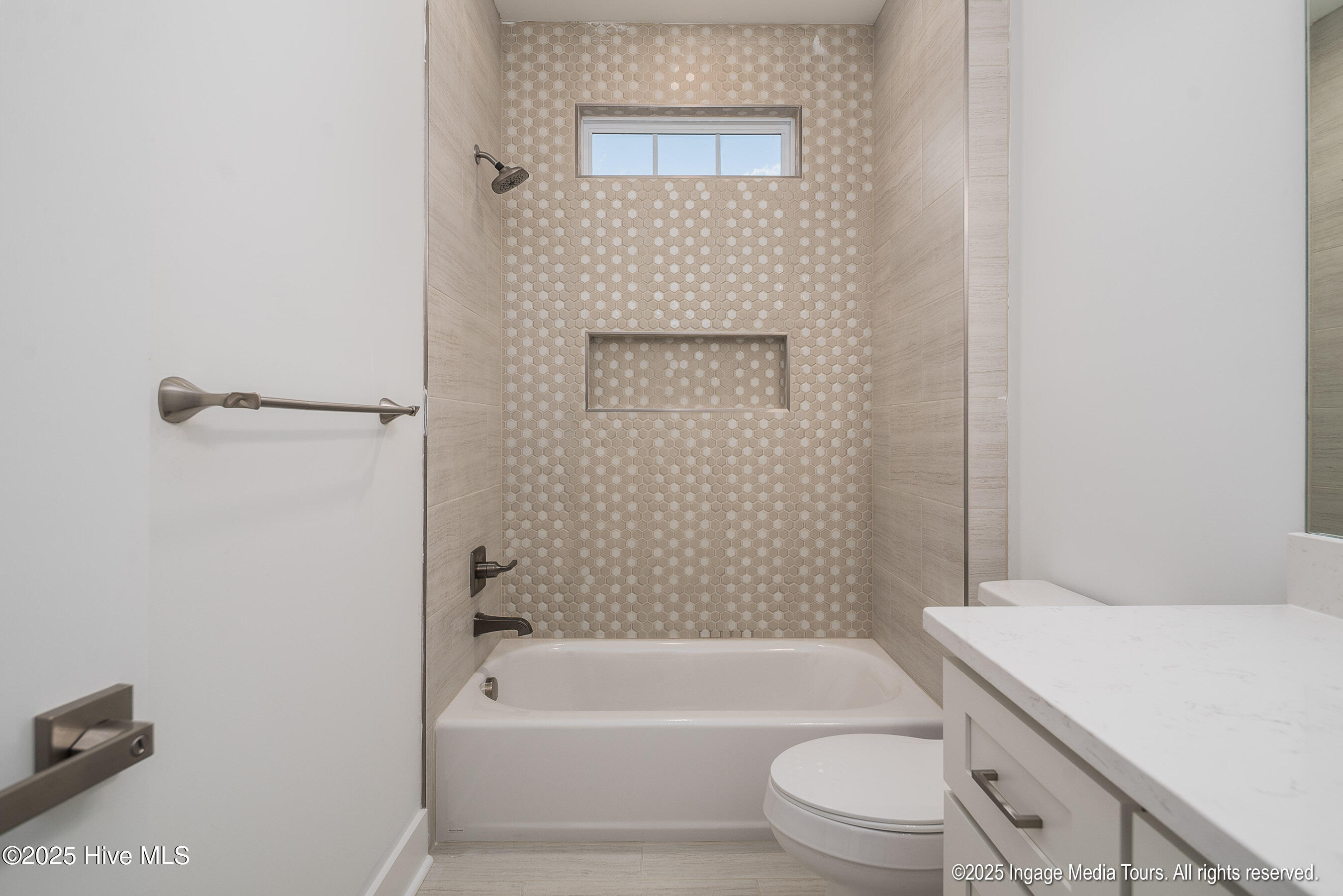 121 Castle Court Washington, NC 27889 - Photo 30 of 38 Full Bath 2