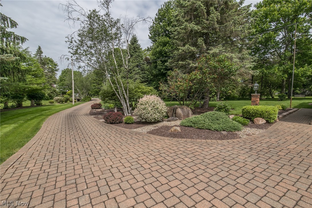 19381 Prospect Road Strongsville, OH 44149 - Photo 34 of 35 Gallery Image 34