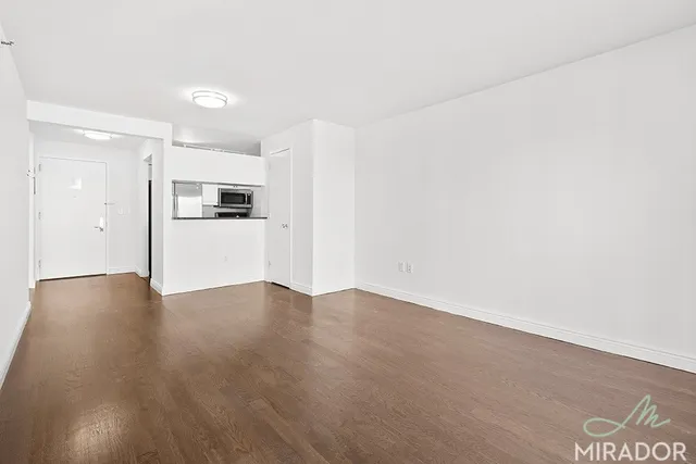 $5,650 | 60 West 23rd Street, Unit 834 | Flatiron