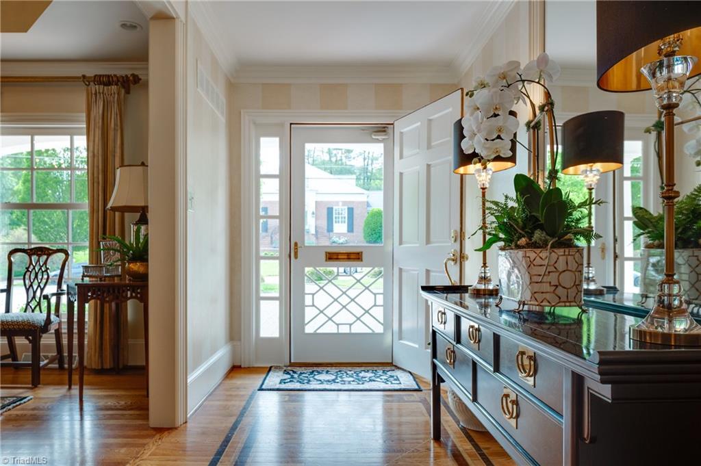 908 Dover Road Greensboro, NC 27408 - Photo 2 of 30 Gallery Image 2