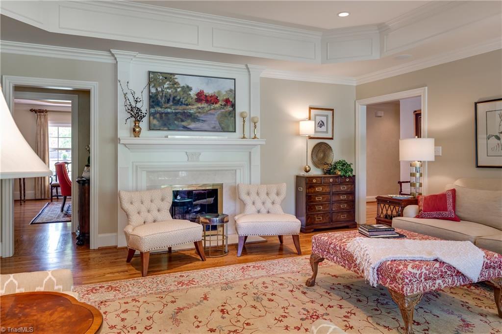908 Dover Road Greensboro, NC 27408 - Photo 11 of 30 Gallery Image 11