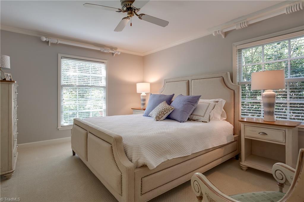 908 Dover Road Greensboro, NC 27408 - Photo 18 of 30 Gallery Image 18