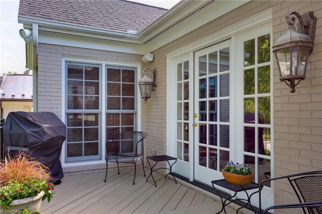 908 Dover Road Greensboro, NC 27408 - Photo 27 of 30 Gallery Image 27