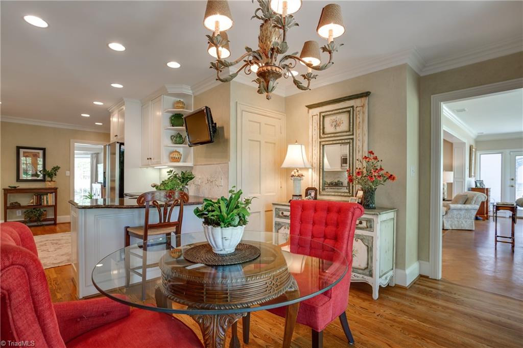 908 Dover Road Greensboro, NC 27408 - Photo 6 of 30 Gallery Image 6