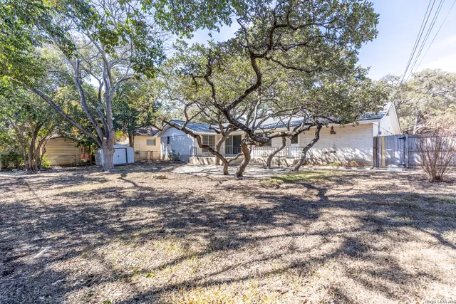 $1,900 | 3718 Litchfield Street, San Antonio, TX 78230