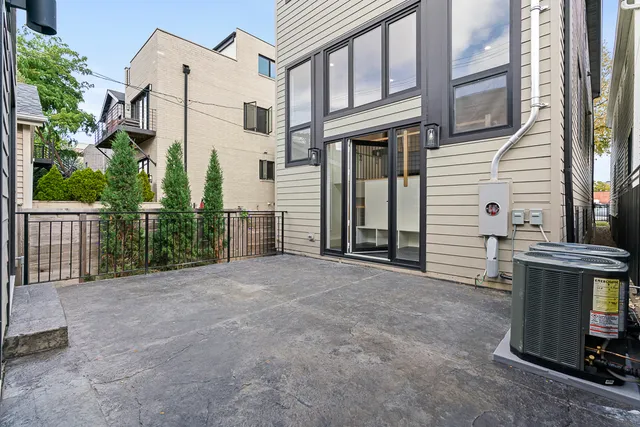 $1,924,900 | 1916 North Hermitage Avenue, Chicago, IL 60622