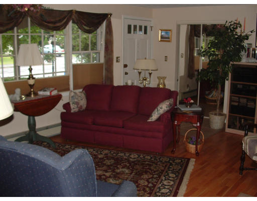 3 Mary Agnes Road Framingham, MA 01701 - Photo 3 of 11 Gallery Image 3