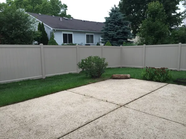 $2,600 | 1830 Shetland Road, Naperville, IL 60565