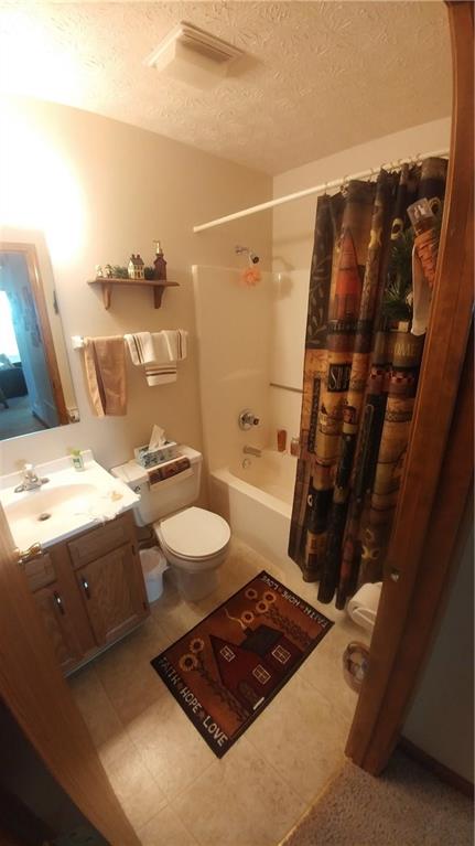 1019 Ina Circle Franklin, IN 46131 - Photo 13 of 24 Gallery Image 13