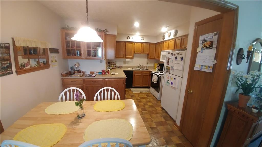 1019 Ina Circle Franklin, IN 46131 - Photo 7 of 24 Gallery Image 7