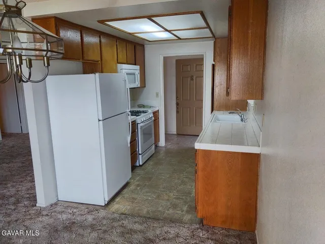 a view of a storage & utility room