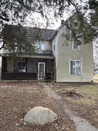 $114,900 | 105 West Adams Street, Pesotum, IL 61863