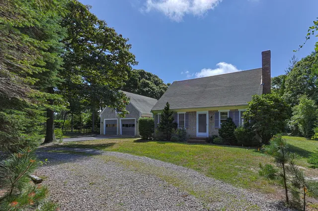 $1,700,000 | 44 Emery Lane, North Chatham, MA 02650