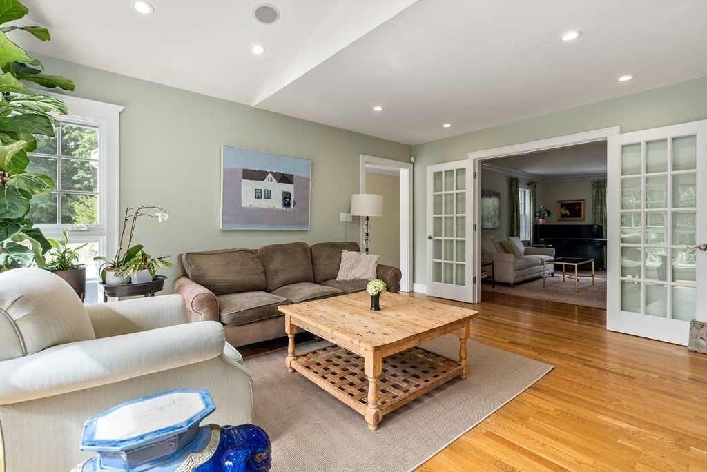 208 Dover Road Westwood, MA 02090 - Photo 4 of 32 Gallery Image 4