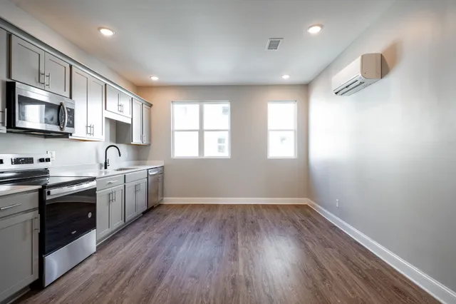 $1,695 | 2316 East 18th Street, Chattanooga, TN 37404