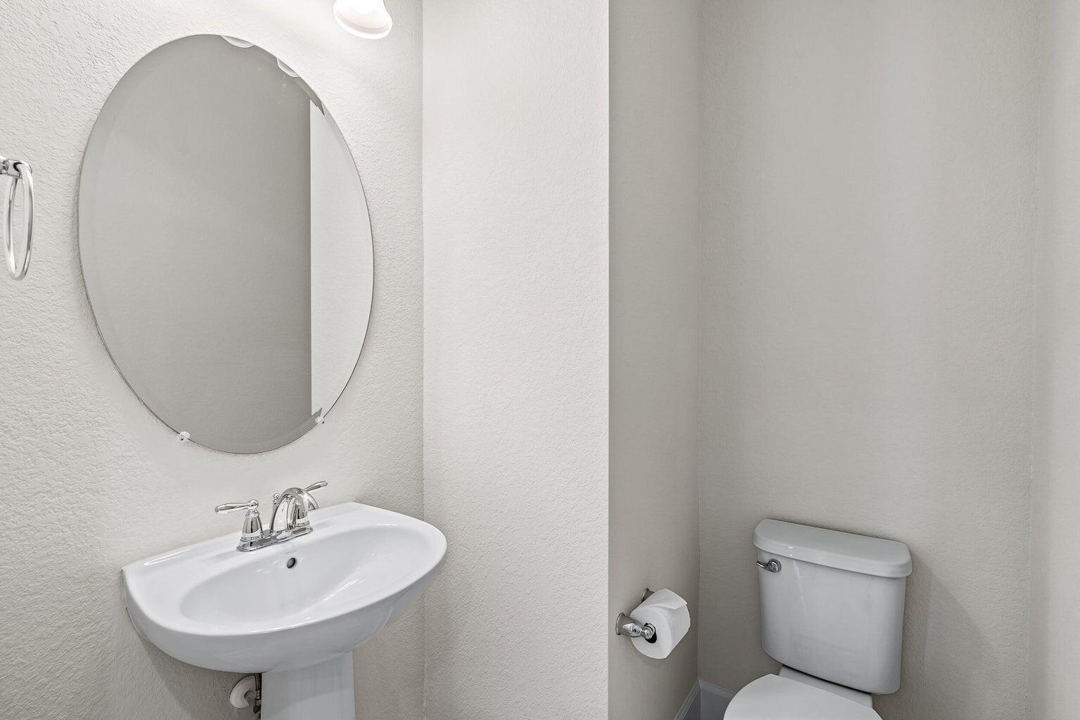 1839 Southeast Roxy Way Stuart, FL 34996 - Photo 13 of 29 20220914010937462788000000-o