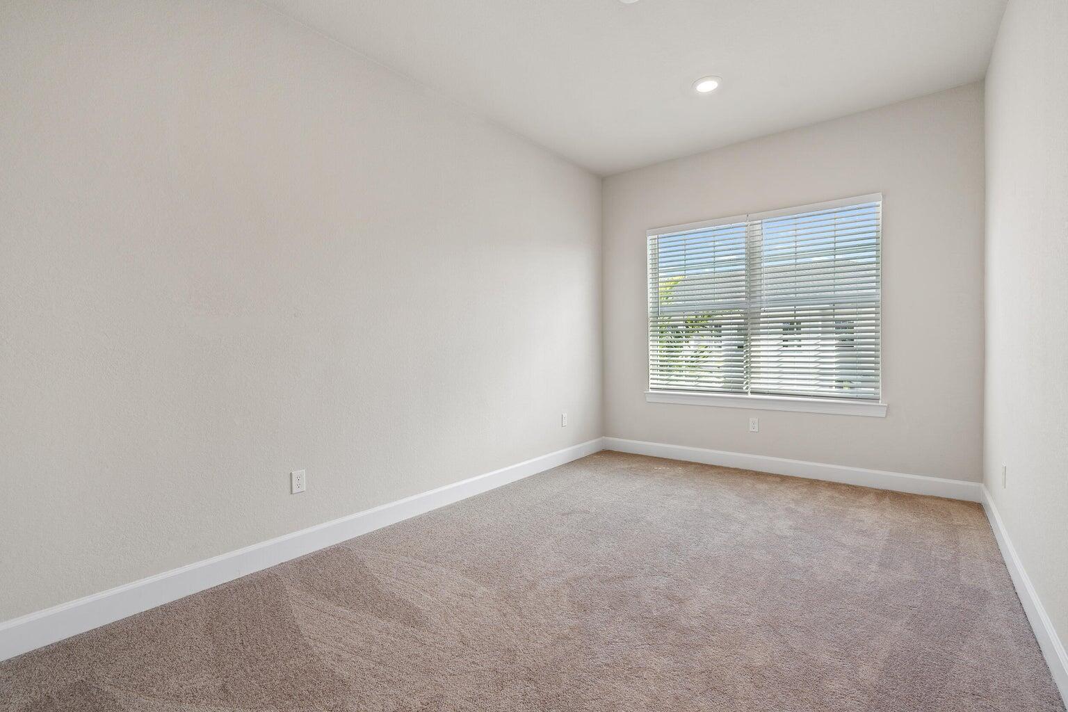 1839 Southeast Roxy Way Stuart, FL 34996 - Photo 15 of 29 20220914010919531179000000-o