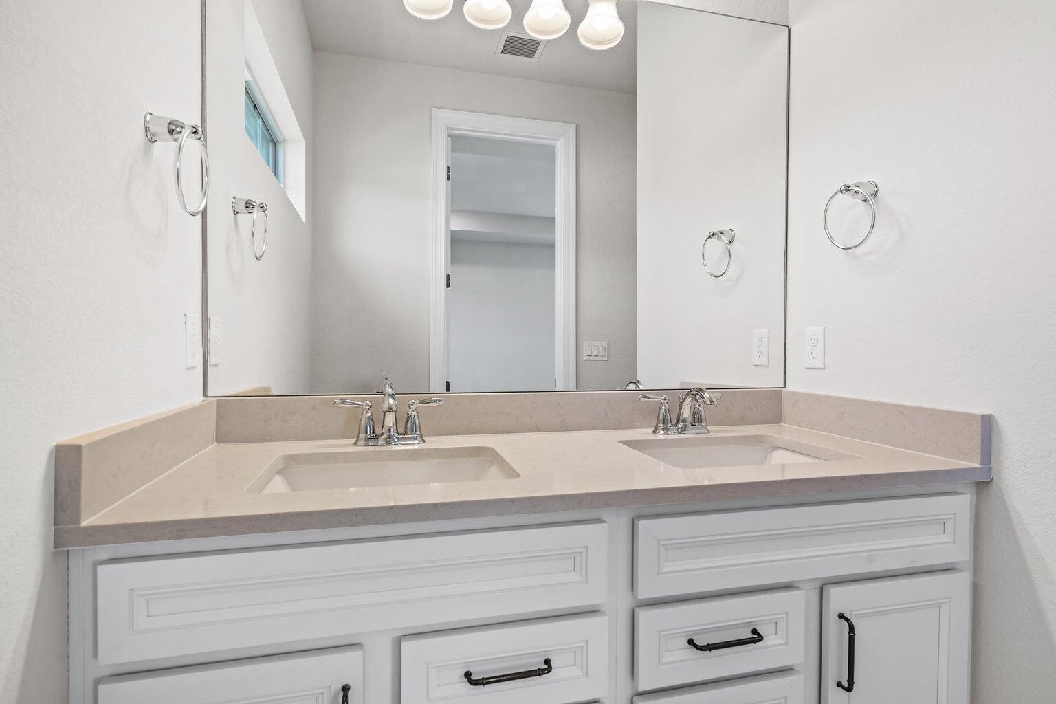 1839 Southeast Roxy Way Stuart, FL 34996 - Photo 20 of 29 20220914010932317748000000-o