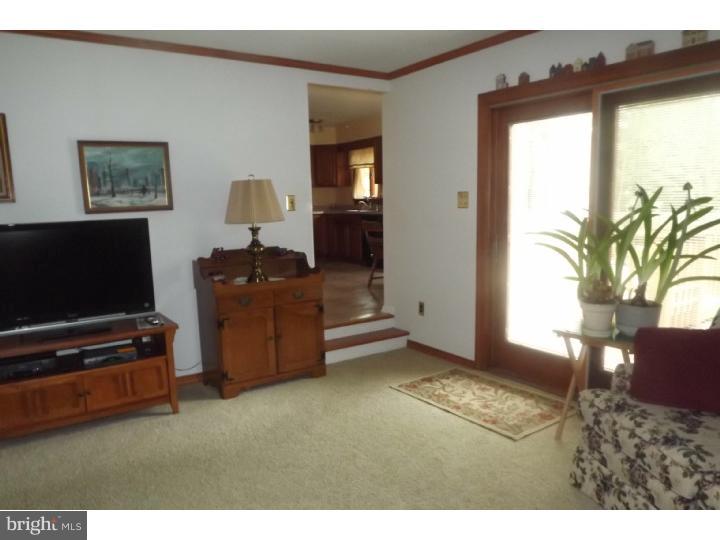 719 Decatur Drive Mount Laurel, NJ 08054 - Photo 12 of 25 Family Room