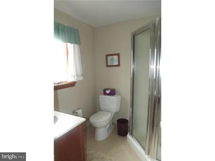 719 Decatur Drive Mount Laurel, NJ 08054 - Photo 17 of 25 Master Bathroom