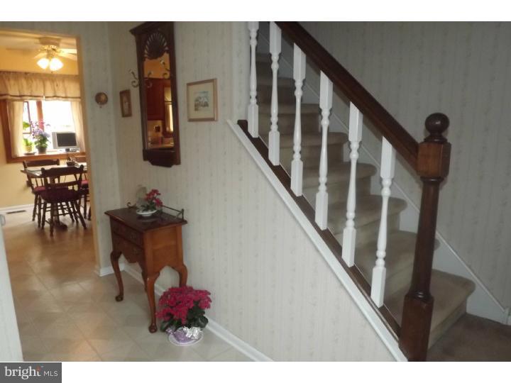 719 Decatur Drive Mount Laurel, NJ 08054 - Photo 3 of 25 Foyer