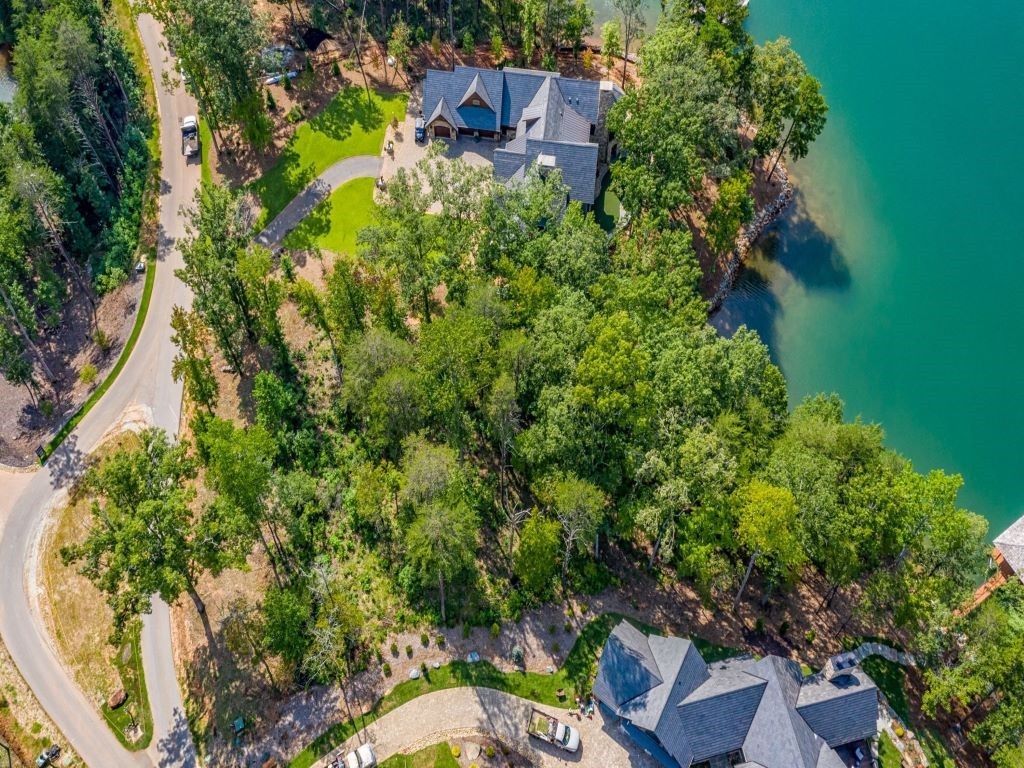 410 Peninsula Ridge Sunset, SC 29685 - Photo 3 of 10 Gallery Image 3
