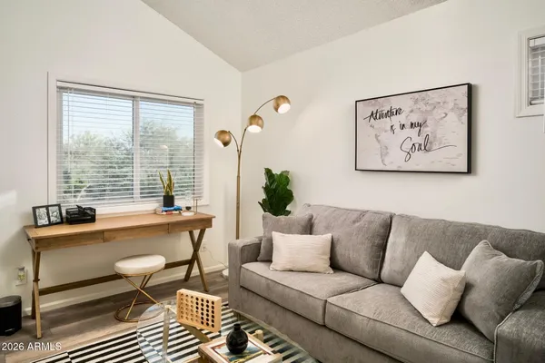$2,800 | 322 East Bluebell Lane, Tempe, AZ 85288