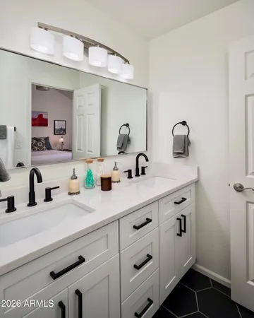 $2,800 | 322 East Bluebell Lane, Tempe, AZ 85288