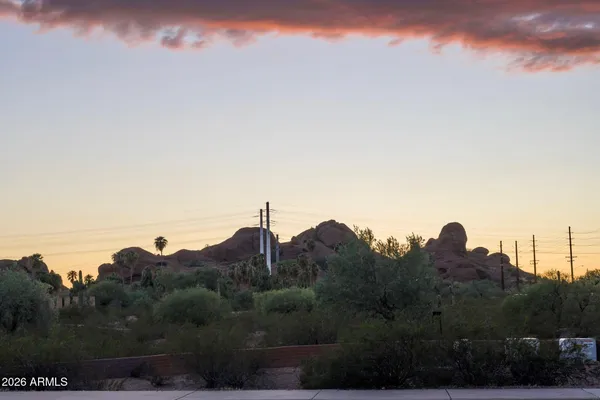 $2,800 | 322 East Bluebell Lane, Tempe, AZ 85288