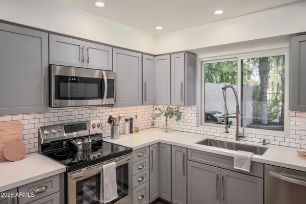 $2,800 | 322 East Bluebell Lane, Tempe, AZ 85288