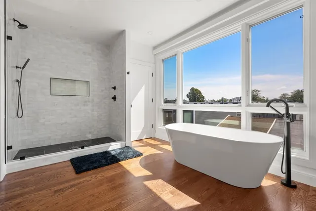 $1,785,000 | 7 Kemble Place, Boston, MA 02127