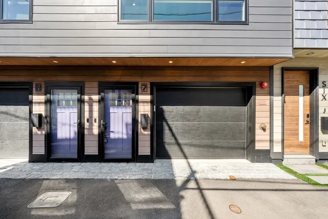 $1,785,000 | 7 Kemble Place, Boston, MA 02127