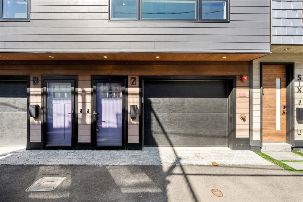 7 Kemble Place Boston, MA 02127 - Photo 31 of 32