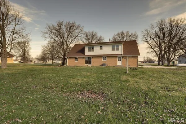 $249,000 | 1106 West Main Street, Kahoka, MO 63445