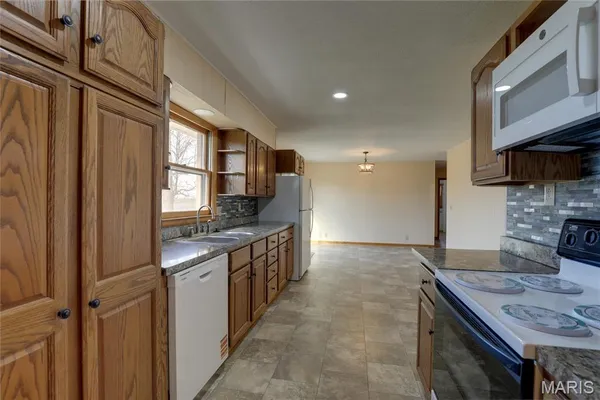 $249,000 | 1106 West Main Street, Kahoka, MO 63445