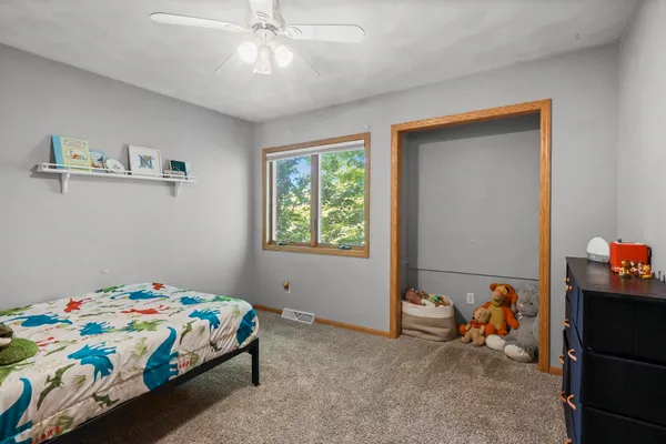 $609,000 | 7801 North Robert Drive, Evansville, WI 53536