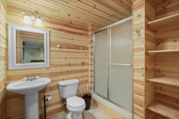 $609,000 | 7801 North Robert Drive, Evansville, WI 53536