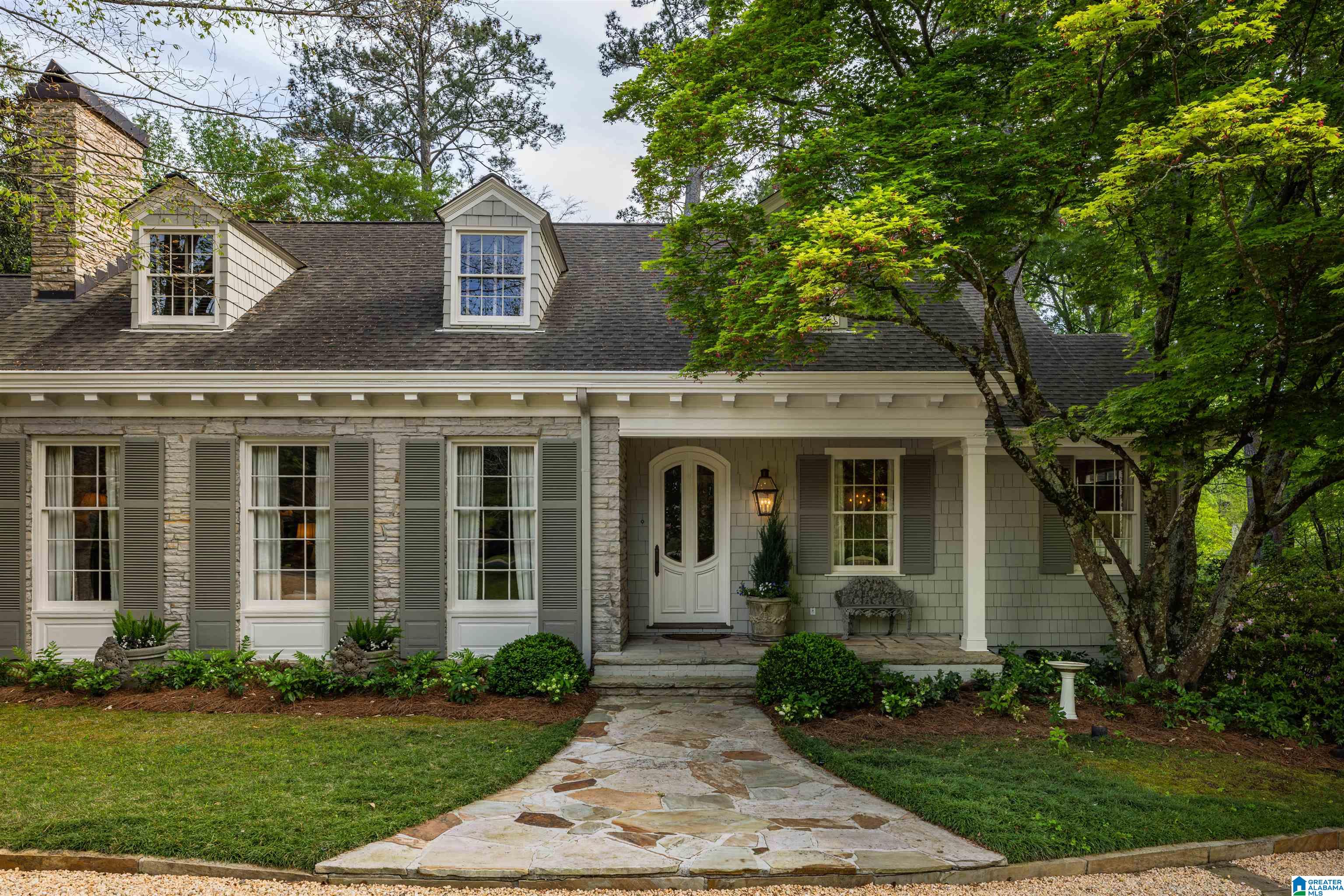 29 Woodhill Road Birmingham, AL 35213 - Photo 4 of 95