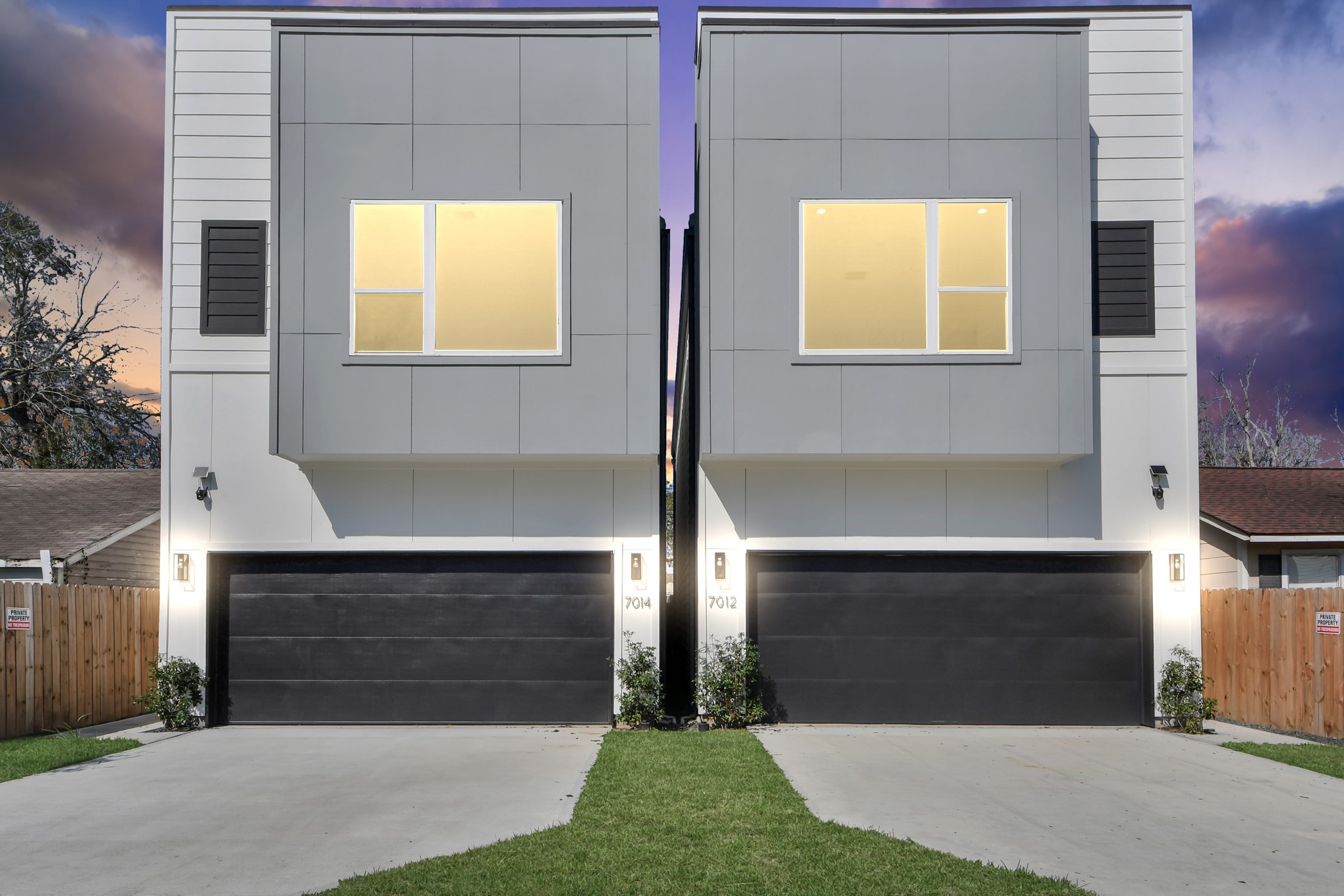 7012 St Augustine Street Houston, TX 77021 - Photo 38 of 45 a front view of house with yard